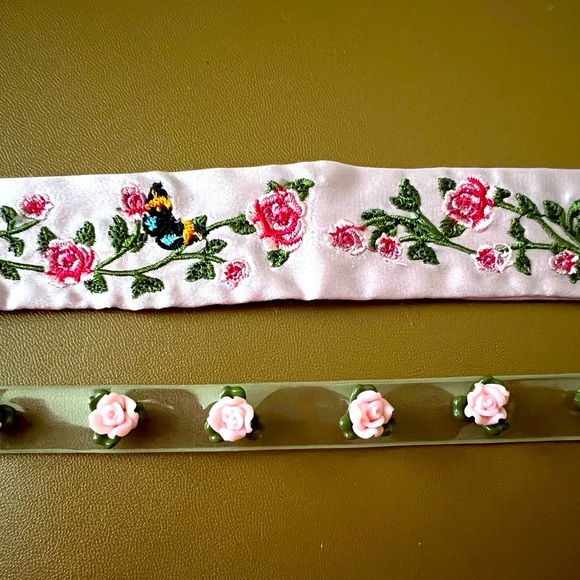 🩷💚🌸🦋FOREVER 21 (2) Pink Chokers🎀 - Picture 2 of 4